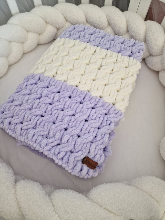 Modèle bicolore torsadé lavande/écru - En stock