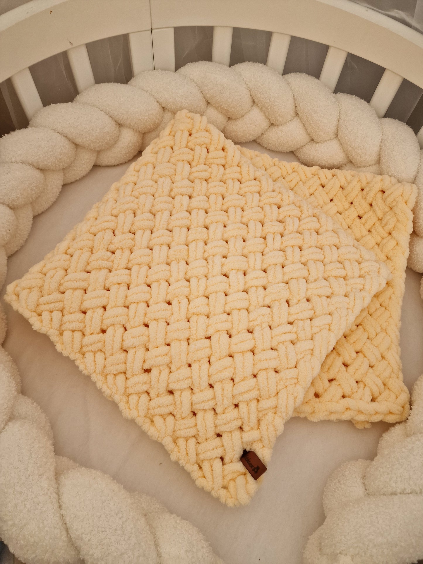 Modèle torsadé croisé vanille (saumon très clair)