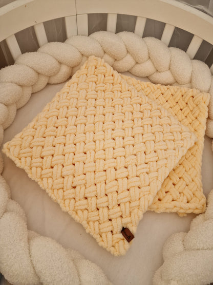 Modèle torsadé croisé vanille (saumon très clair)
